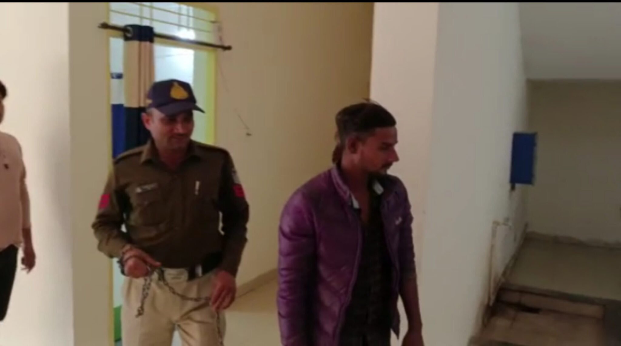दुश्मन न करें दोस्त ने जो काम किया है