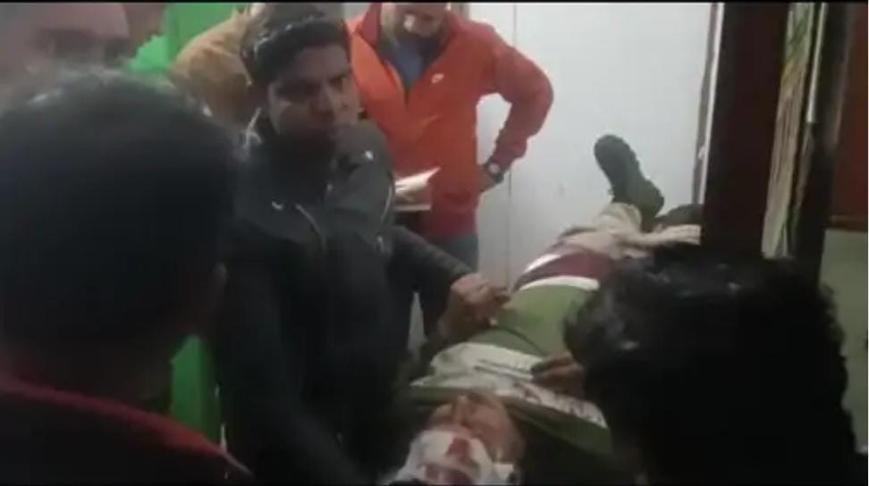 सीआइएसएफ जवान पर हमला