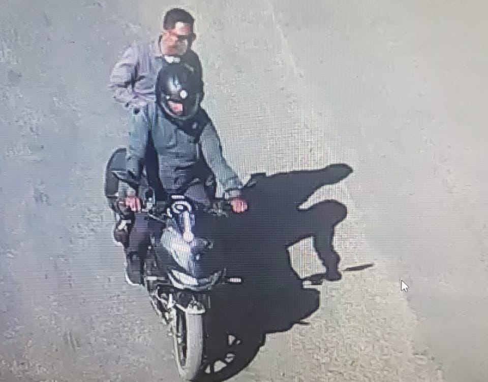 सीसीटीवी कैमरे में कैद चोर