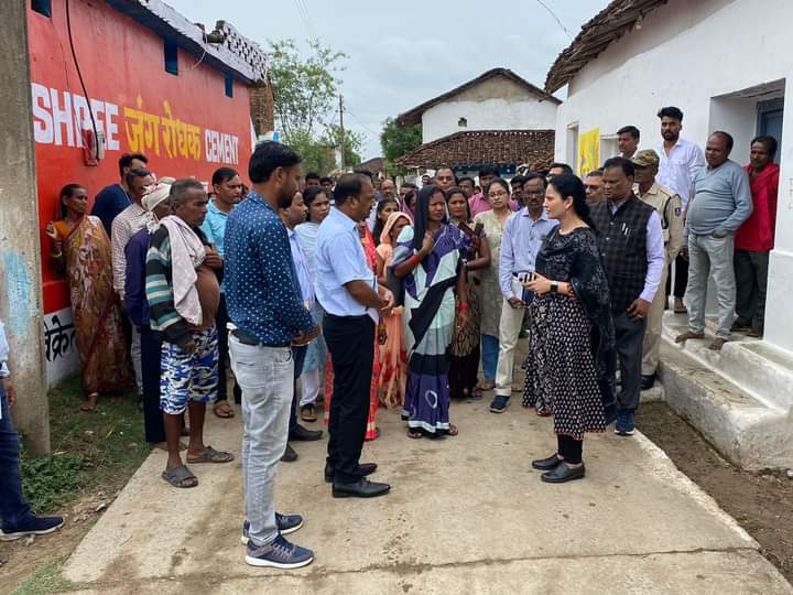 जमीनी हकीकत देख विफरी कलेक्टर आठ को नोटिस