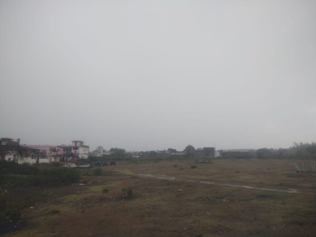 धूल भरी आंधी और तेज बारिश, तापमान में कमी