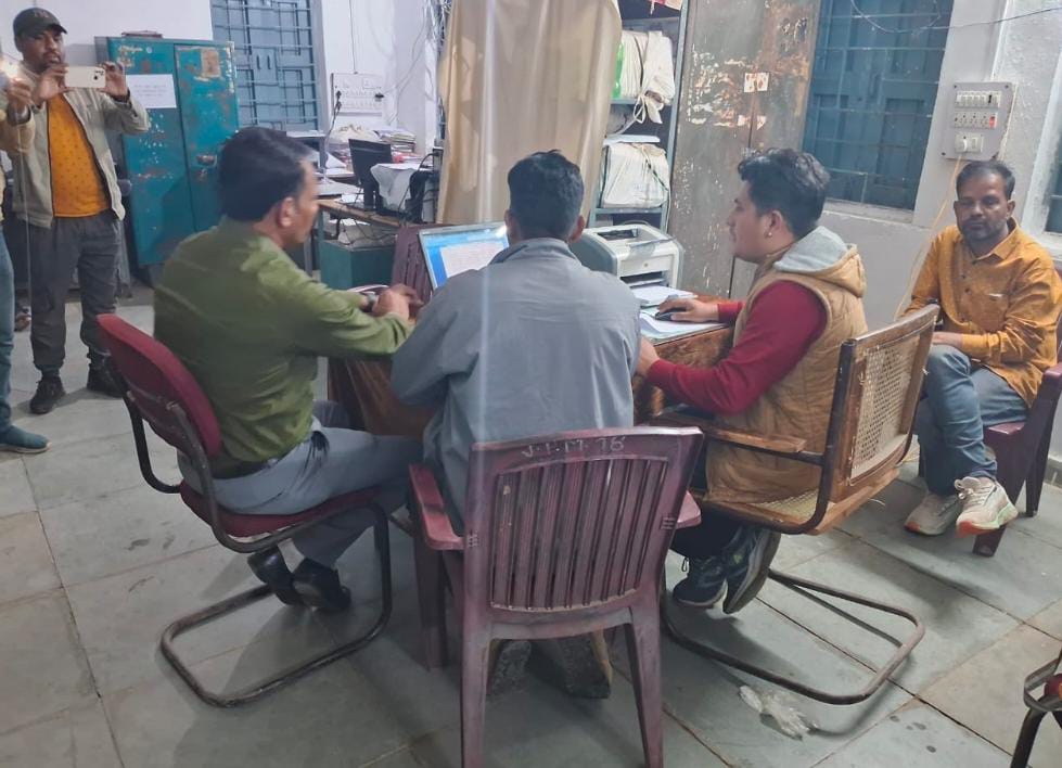 दस हजार की रिश्वत लेते धरा गया उपयंत्री